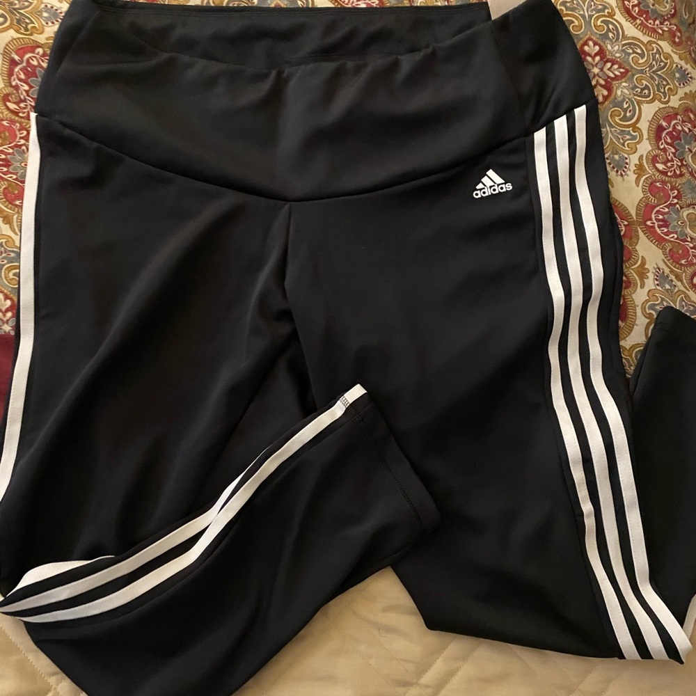 New with tags. Adidas 7/8 length leggings/tights